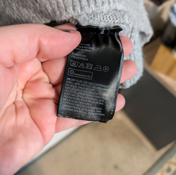 H&M gray oversized sweater XL - Picture 4 of 5